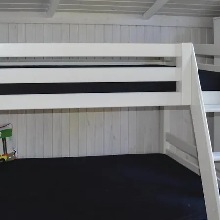 Four-bedroom Holiday In Albak *