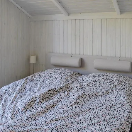 Four-bedroom Holiday In Albak 펜션